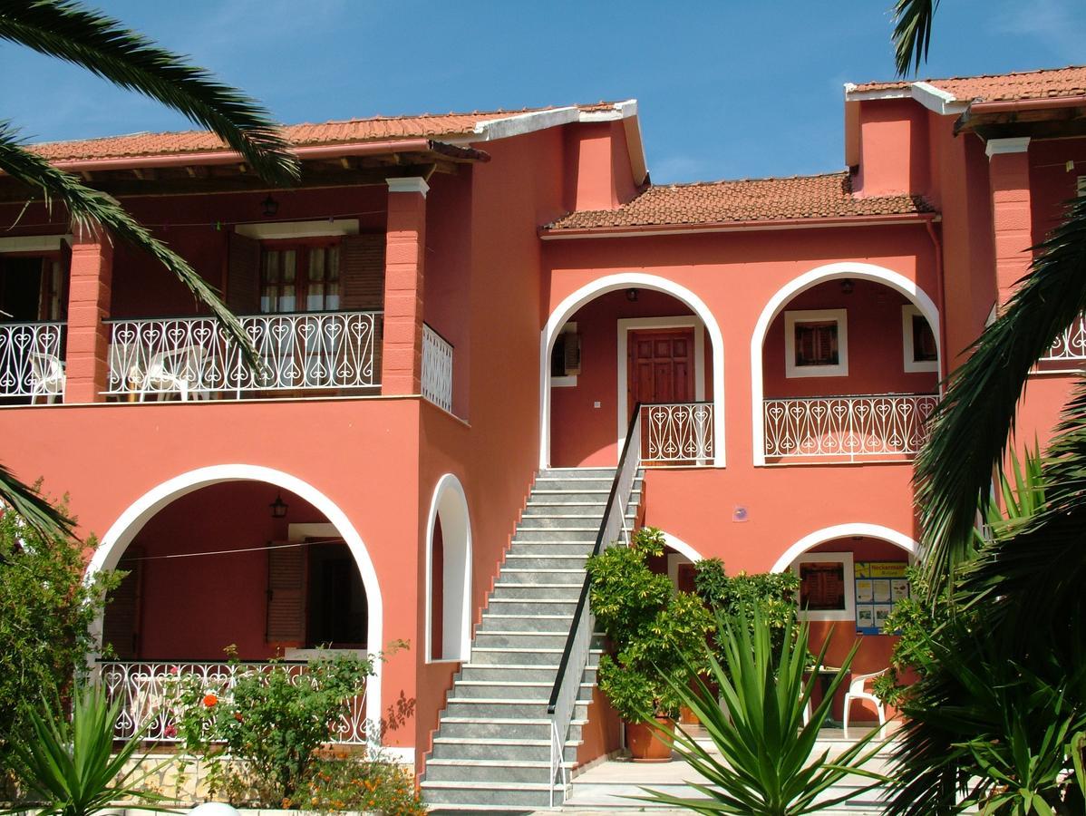 Niki Studios And Apartments By Hotelius Acharavi  Dış mekan fotoğraf