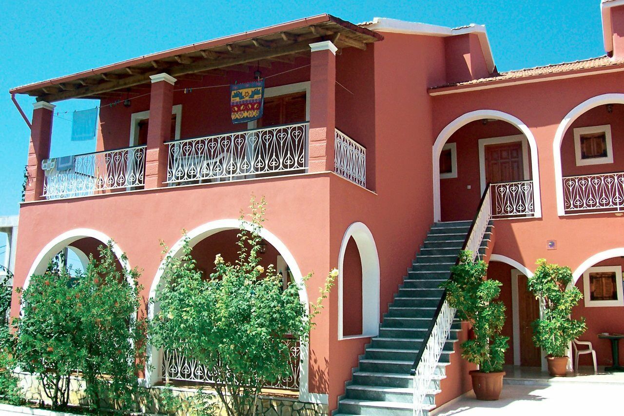 Niki Studios And Apartments By Hotelius Acharavi  Dış mekan fotoğraf