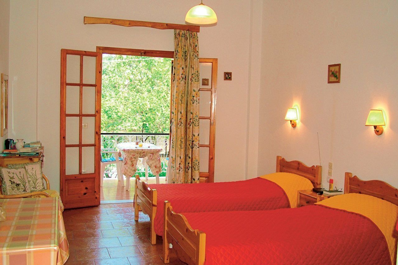 Niki Studios And Apartments By Hotelius Acharavi  Dış mekan fotoğraf